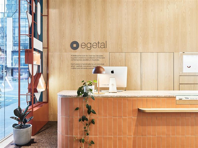 e.g.etal gallery desk